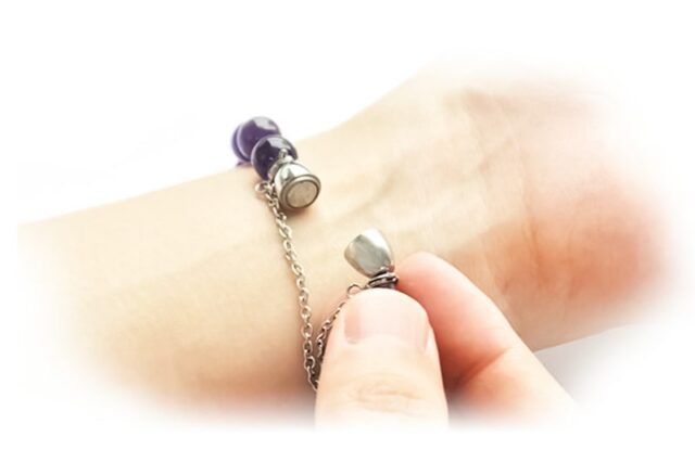 念珠ブレスレット　マグネット