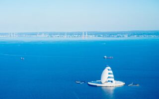 東京湾　風の塔